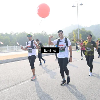 Runner Photo 6909234