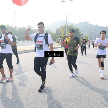 Runner Photo 6909259