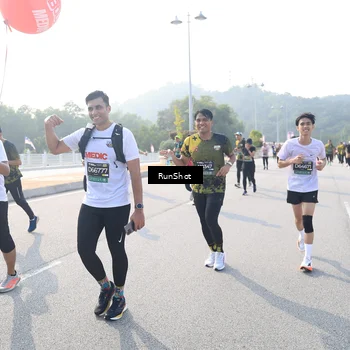 Runner Photo 6909264