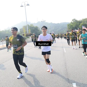 Runner Photo 6909288