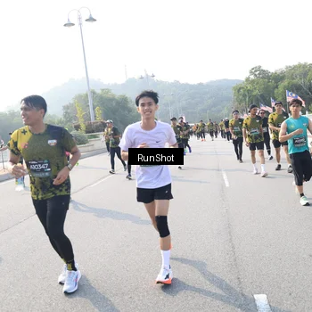 Runner Photo 6909289