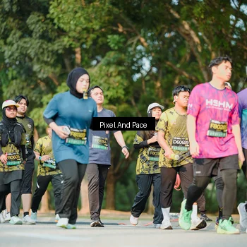 Runner Photo 6909291