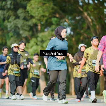 Runner Photo 6909292