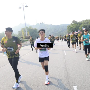 Runner Photo 6909294