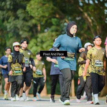 Runner Photo 6909297