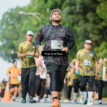 Runner Photo 6909335
