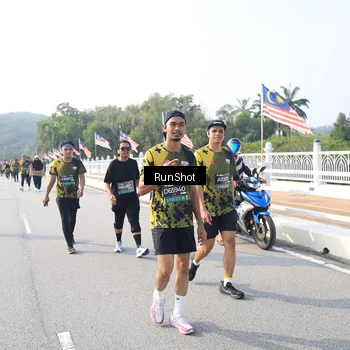 Runner Photo 6909411