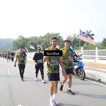 Runner Photo 6909412