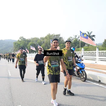 Runner Photo 6909413