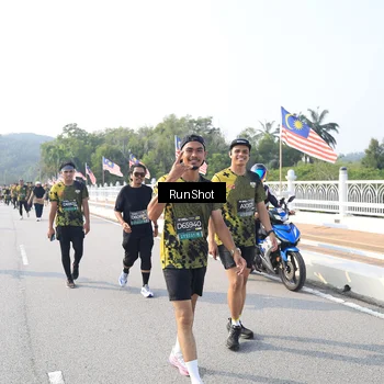Runner Photo 6909422