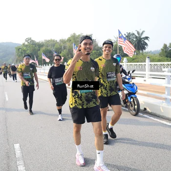 Runner Photo 6909434