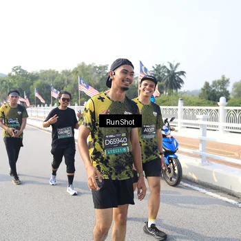 Runner Photo 6909440