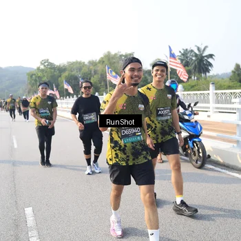 Runner Photo 6909450
