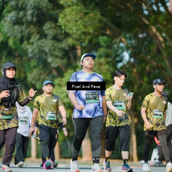 Runner Photo 6909476