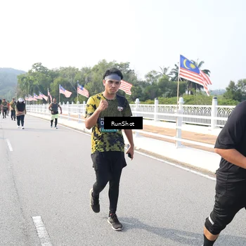 Runner Photo 6909494