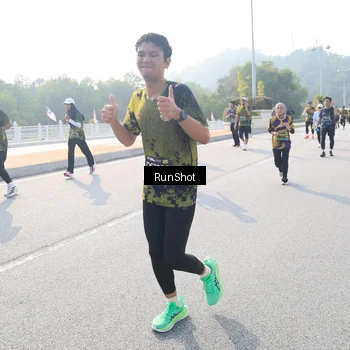 Runner Photo 6909510