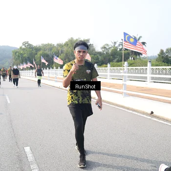 Runner Photo 6909526