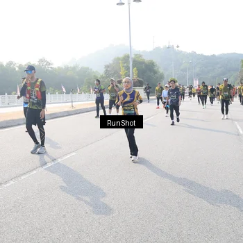 Runner Photo 6909555