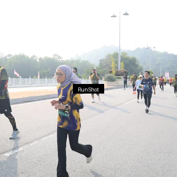 Runner Photo 6909561