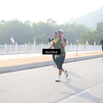 Runner Photo 6909622