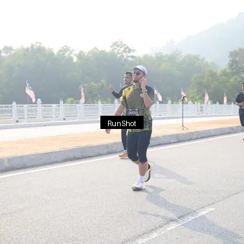 Runner Photo 6909628