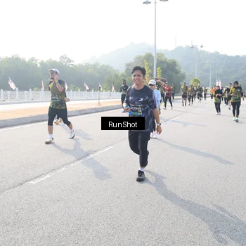 Runner Photo 6909631