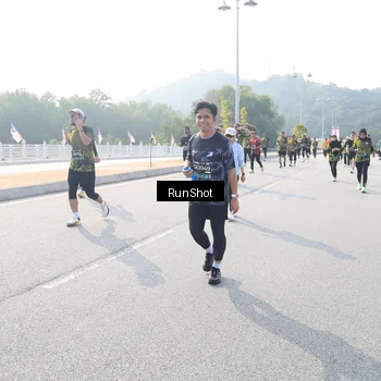 Runner Photo 6909638