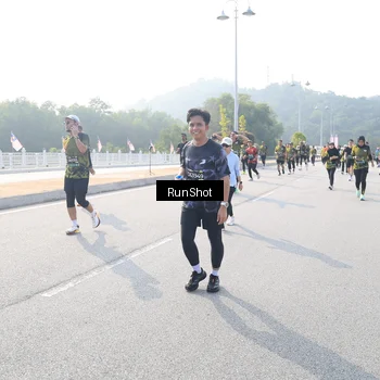 Runner Photo 6909639
