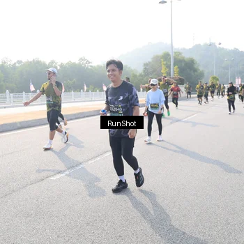 Runner Photo 6909654