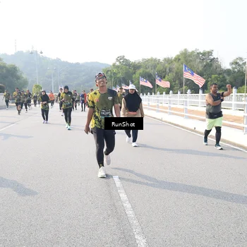 Runner Photo 6909664