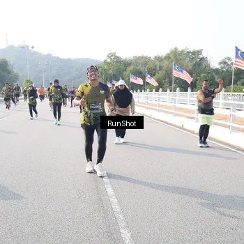 Runner Photo 6909674