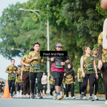 Runner Photo 6909680