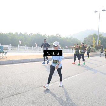 Runner Photo 6909698