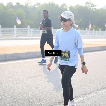 Runner Photo 6909715