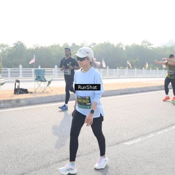 Runner Photo 6909729