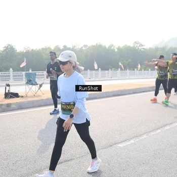 Runner Photo 6909730