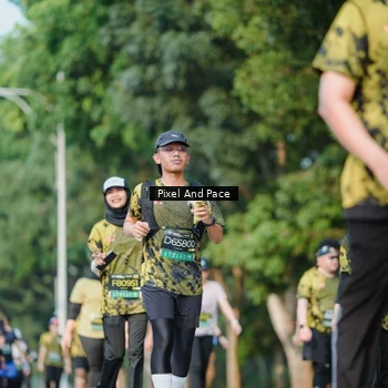 Runner Photo 6909758