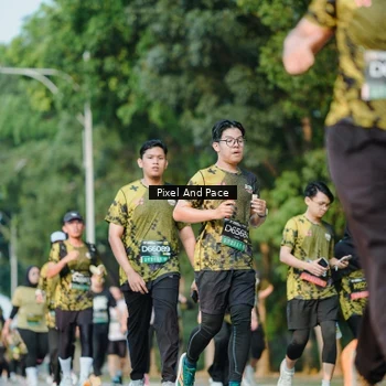 Runner Photo 6909778