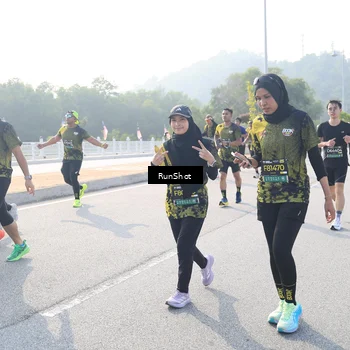 Runner Photo 6909795