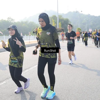 Runner Photo 6909806