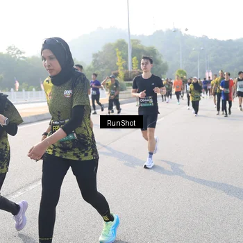 Runner Photo 6909815
