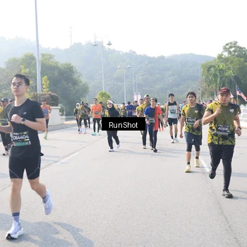 Runner Photo 6909817