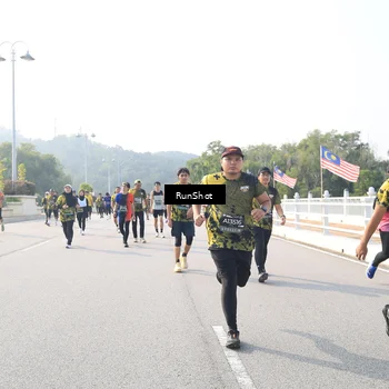 Runner Photo 6909841