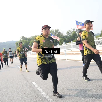Runner Photo 6909866