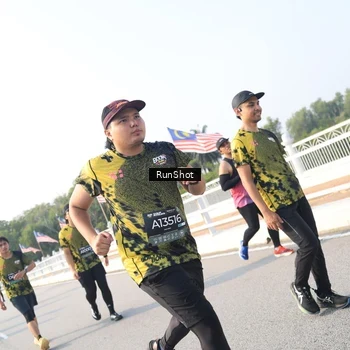 Runner Photo 6909875