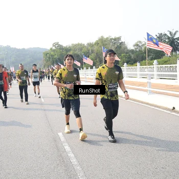 Runner Photo 6909913