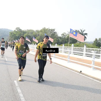 Runner Photo 6909937