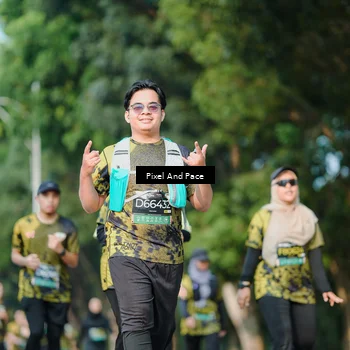 Runner Photo 6909941