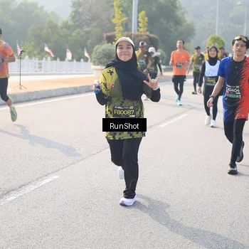 Runner Photo 6909948