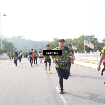 Runner Photo 6909951